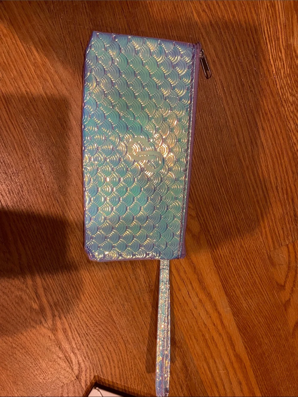 Iridescent Mermaid Scale Wristlet Case - Purple/Blue POSH BOSS